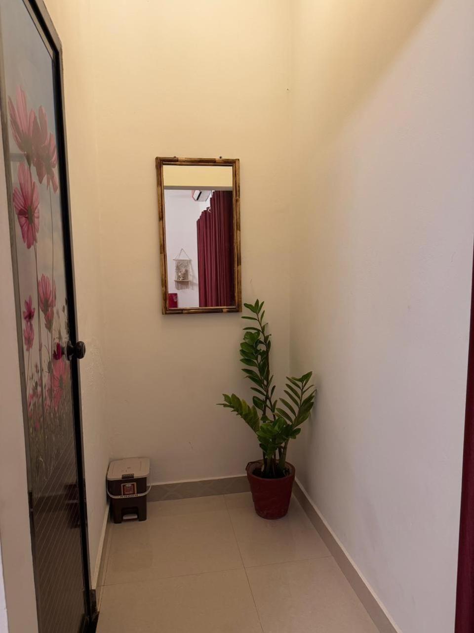 Homestay Lechalet *